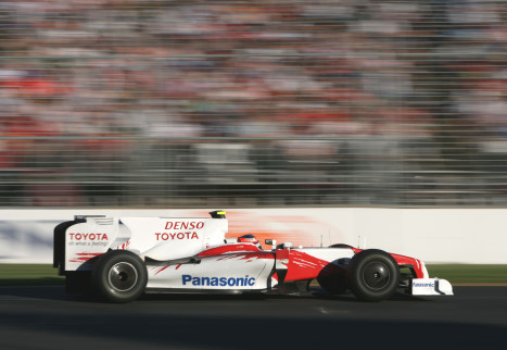 Timo Glock på vej mod point i Australien